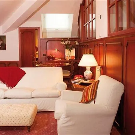 Hotel Numa Camperio