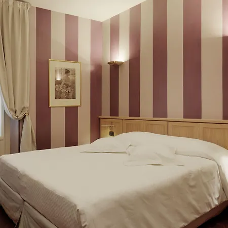 Hotel Numa Camperio